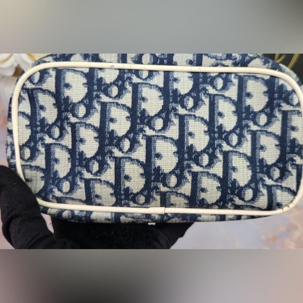Christian dior trotter zip pouch - Picture 4 of 17